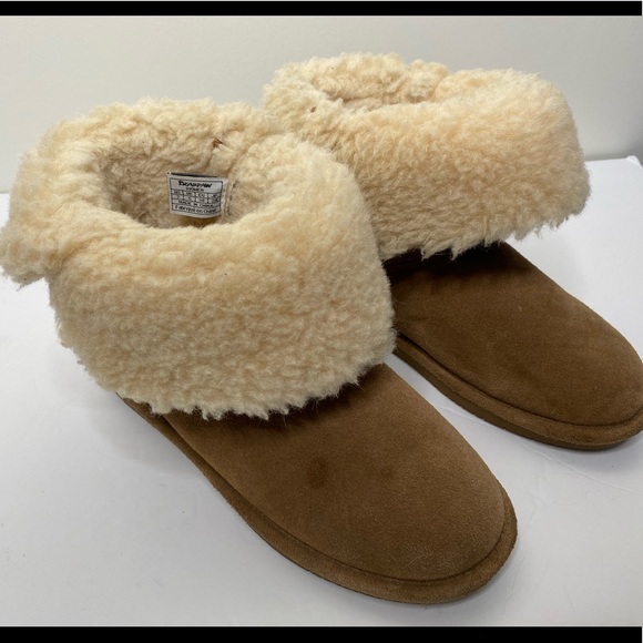 BearPaw Shoes - Womens Size 7 Bearpaw Tan Brown Suede Winter Boot